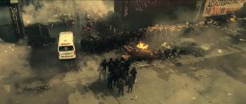 Screenshot 2 from Bangkok Breaking: Heaven and Hell (Full Movie)