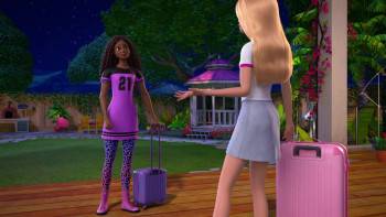 Screenshot 2 from Barbie and Teresa: Recipe for Friendship (Full Movie)