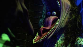 Screenshot 3 from Beetlejuice (Full Movie)