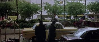 Screenshot 1 from Bird on a Wire (Full Movie)