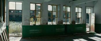 Screenshot 3 from Black Dog (Full Movie)