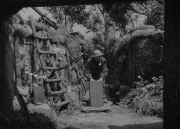 Screenshot 3 from Block-Heads (Full Movie)