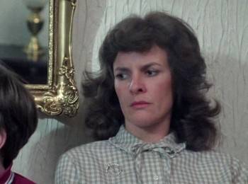 Screenshot 2 from Blue Money (Full Movie)