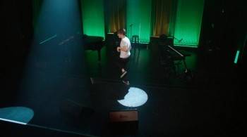 Screenshot 2 from Bo Burnham: what. (Full Movie)