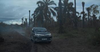 Screenshot 1 from Borderless Fog (Full Movie)