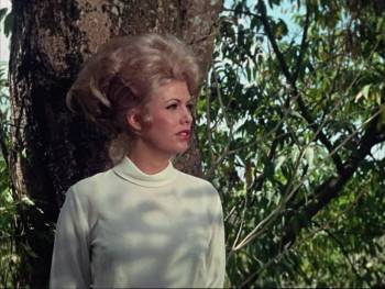 Screenshot 3 from Brides of Blood (Full Movie)