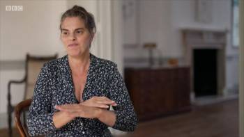 Screenshot 2 from Bridget Riley: Painting the Line (Full Movie)