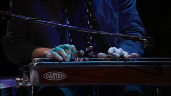 Screenshot 1 from Bruce Springsteen and the E Street Band: Live in New York City (Full Movie)