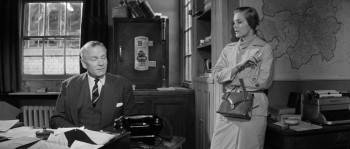 Screenshot 1 from Bunny Lake Is Missing (Full Movie)
