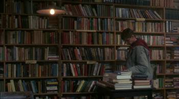 Screenshot 1 from Burglar (Full Movie)