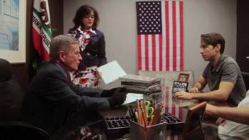 Screenshot 3 from Caesar and Otto's Paranormal Halloween (Full Movie)
