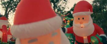 Screenshot 3 from Candy Cane Lane (Full Movie)