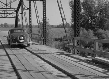 Screenshot 2 from Carnival of Souls (Full Movie)