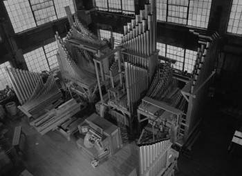 Screenshot 3 from Carnival of Souls (Full Movie)
