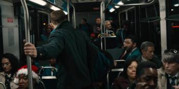 Screenshot 2 from Carry-On (Full Movie)