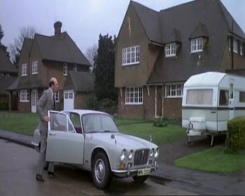 Screenshot 2 from Carry on Behind (Full Movie)