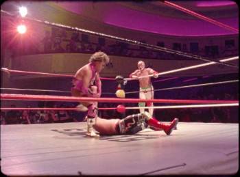 Screenshot 1 from Cassandro, The Exotico! (Full Movie)