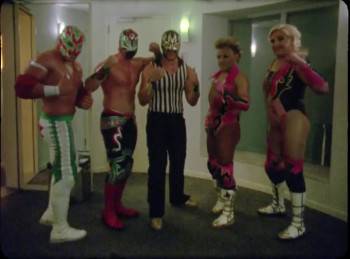 Screenshot 3 from Cassandro, The Exotico! (Full Movie)