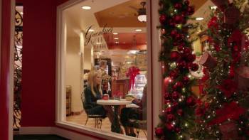 Screenshot 2 from Christmas at the Greenbrier (Full Movie)