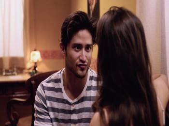Screenshot 3 from Christmas at the Royal Hotel (Full Movie)