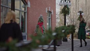 Screenshot 2 from Christmas by Design (Full Movie)