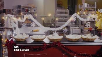 Screenshot 1 from Christmas Cupcakes (Full Movie)