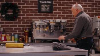 Screenshot 3 from Christmas Cupcakes (Full Movie)