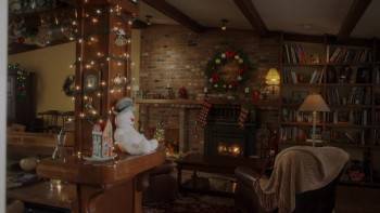 Screenshot 3 from Christmas for Keeps (Full Movie)