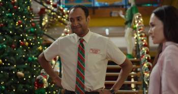 Screenshot 3 from Christmas Ransom (Full Movie)