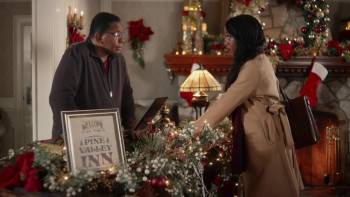 Screenshot 2 from Christmas Time Is Here (Full Movie)