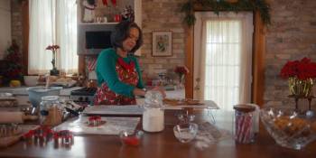 Screenshot 3 from Christmas with a Kiss (Full Movie)
