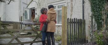 Screenshot 1 from Christmas with the Prince (Full Movie)