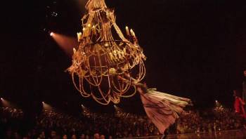 Screenshot 2 from Cirque du Soleil: Corteo (Full Movie)
