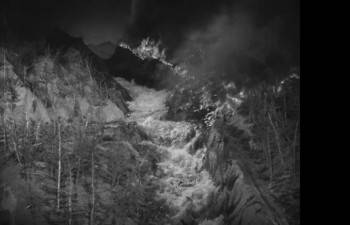 Screenshot 3 from Clash of the Wolves (Full Movie)