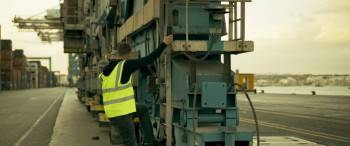 Screenshot 3 from Classified (Full Movie)