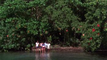 Screenshot 1 from Club Paradise (Full Movie)