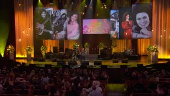 Screenshot 1 from Coal Miner's Daughter: A Celebration of the Life and Music of Loretta Lynn (Full Movie)