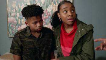 Screenshot 3 from Coins for Love (Full Movie)