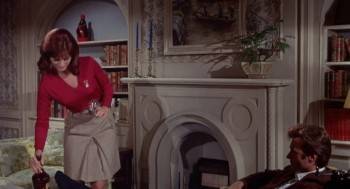 Screenshot 2 from Coogan's Bluff (Full Movie)