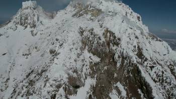 Screenshot 1 from Corners of the Earth: Kamchatka (Full Movie)