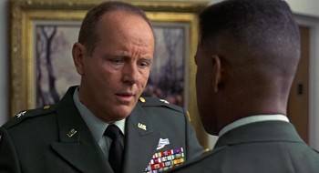 Screenshot 3 from Courage Under Fire (Full Movie)