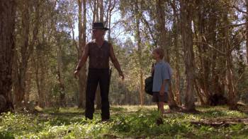Screenshot 1 from Crocodile Dundee in Los Angeles (Full Movie)