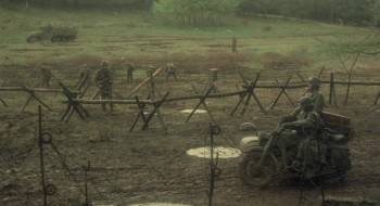 Screenshot 2 from Cross of Iron (Full Movie)