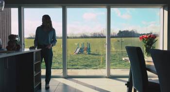Screenshot 1 from Damaged (Full Movie)