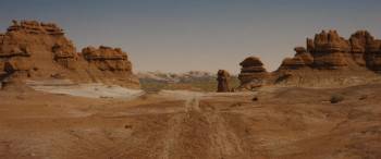 Screenshot 1 from Damsel (Full Movie)