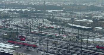 Screenshot 1 from Das fliegende Klassenzimmer (Full Movie)