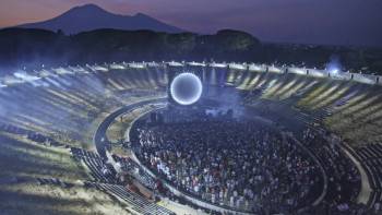 Screenshot 1 from David Gilmour: Live at Pompeii (Full Movie)