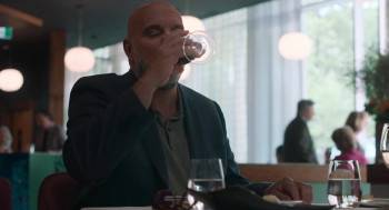 Screenshot 2 from Days of Happiness (Full Movie)