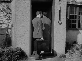Screenshot 1 from Dead of Night (Full Movie)