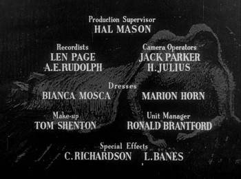 Screenshot 3 from Dead of Night (Full Movie)